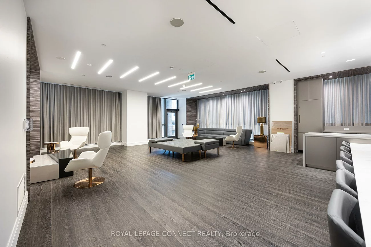 39, Roehampton, Mount Pleasant West, Toronto