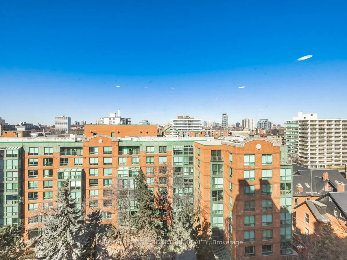 284, Bloor, Annex, Toronto