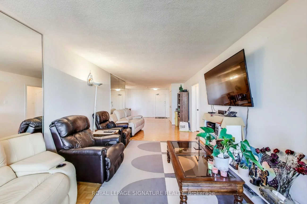 3303, Don Mills, Don Valley Village, Toronto