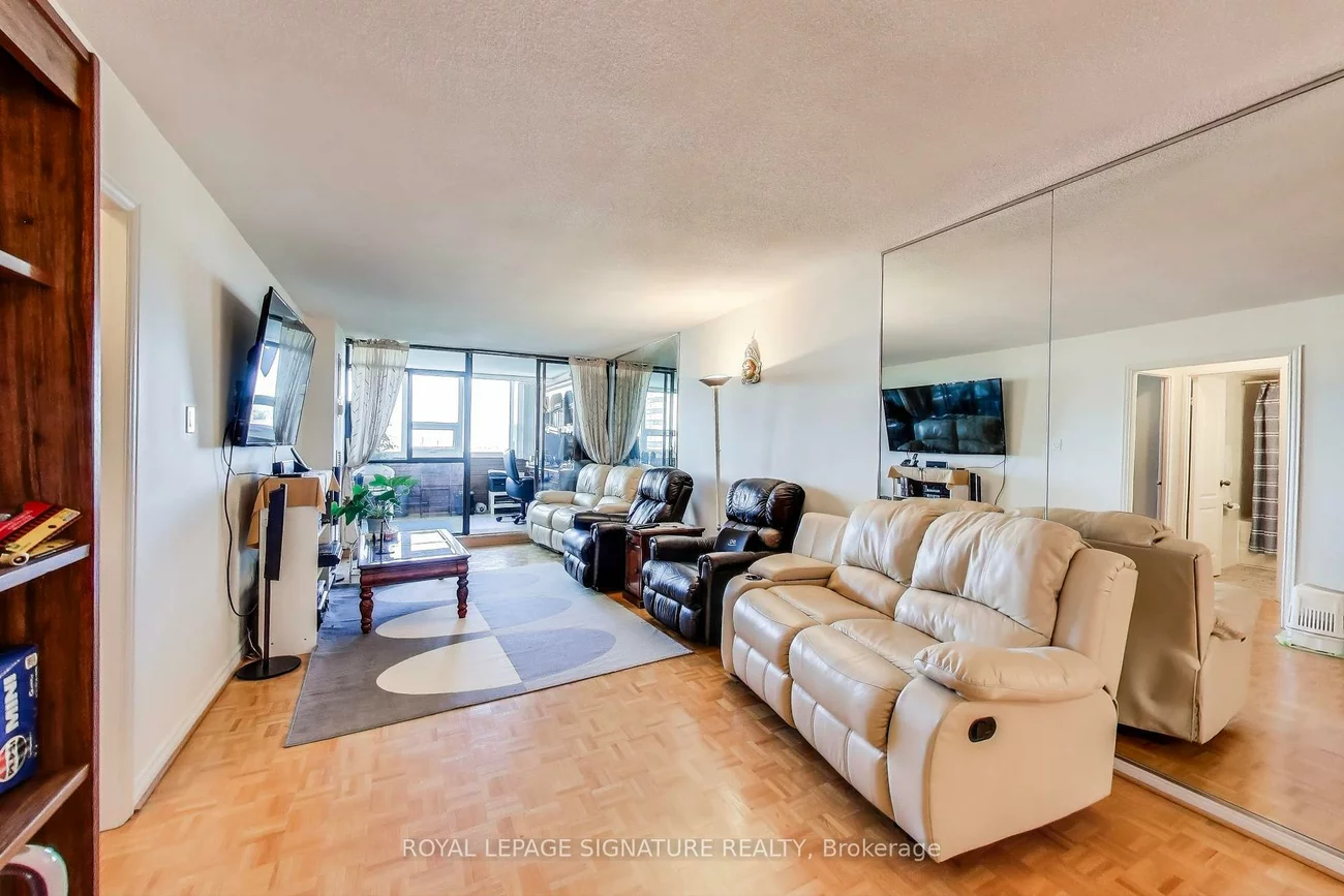 3303, Don Mills, Don Valley Village, Toronto