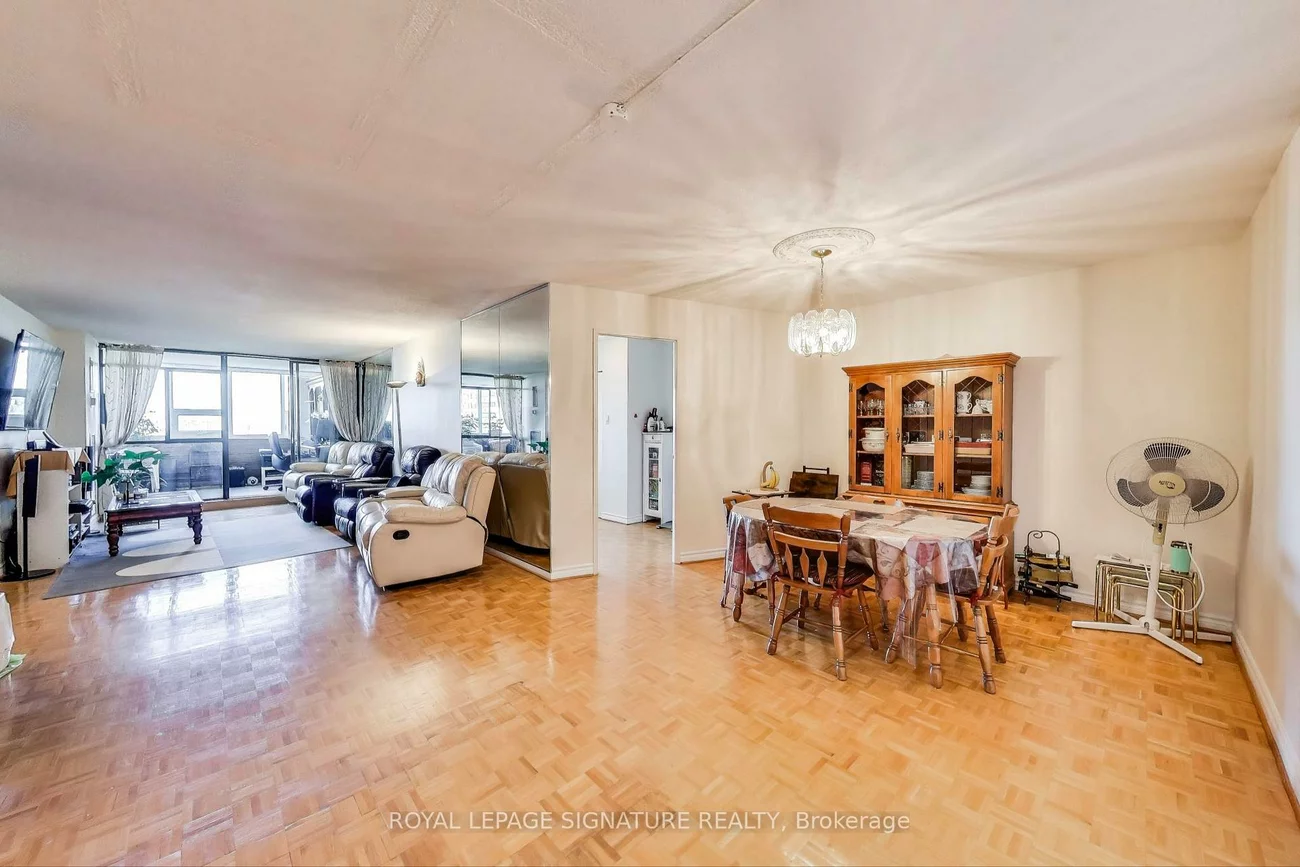 3303, Don Mills, Don Valley Village, Toronto