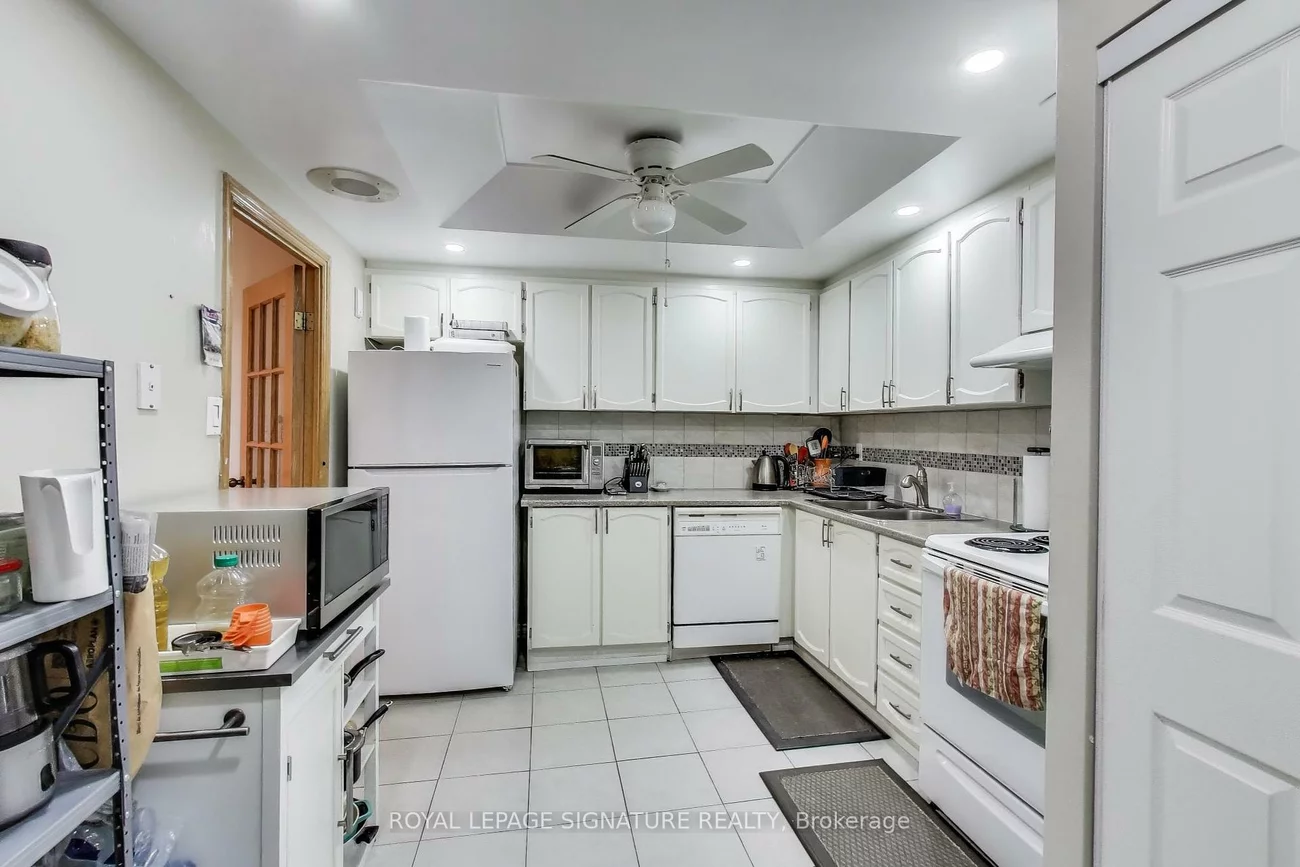 3303, Don Mills, Don Valley Village, Toronto