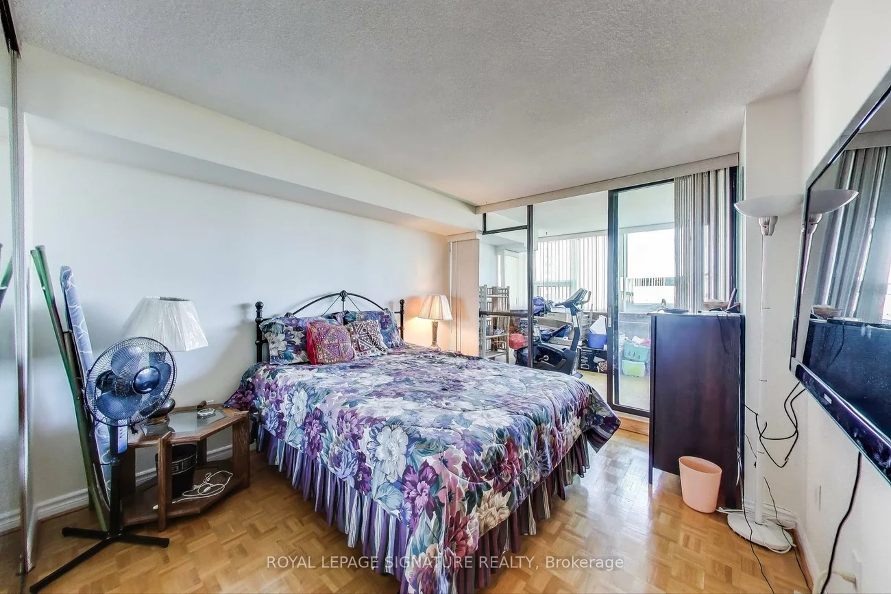 3303, Don Mills, Don Valley Village, Toronto