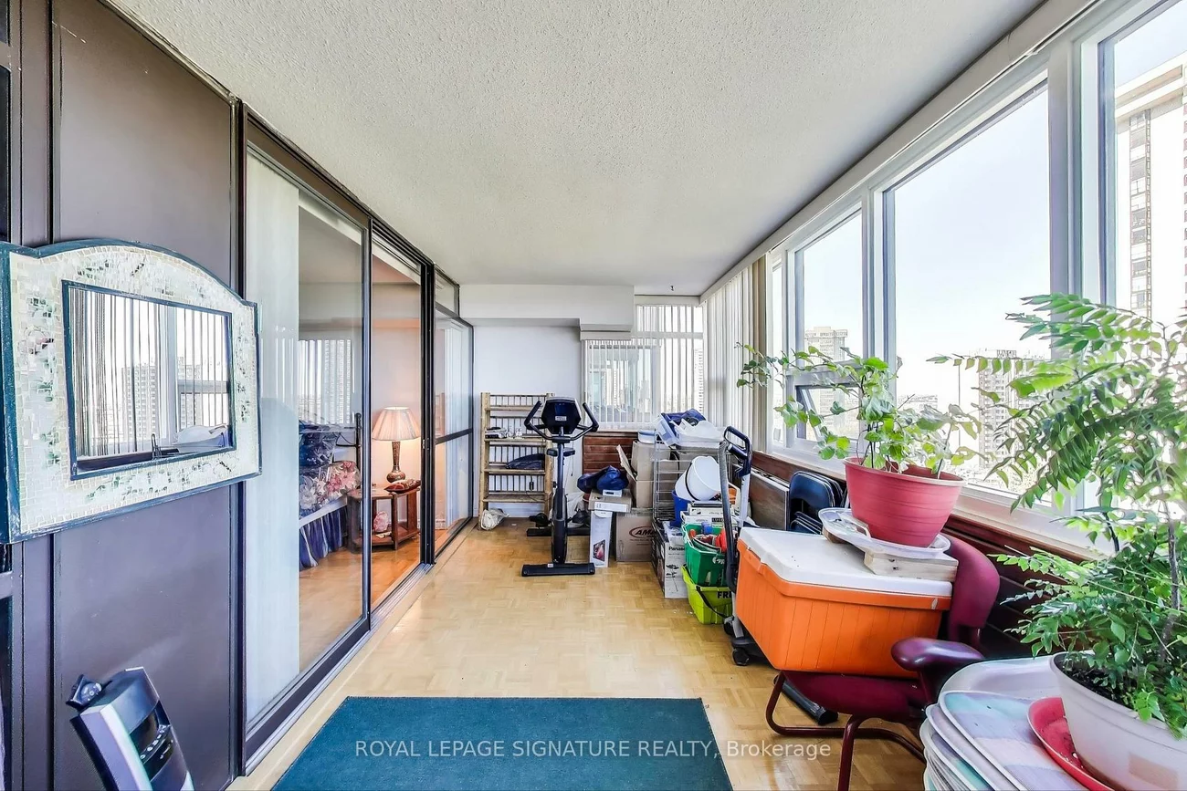 3303, Don Mills, Don Valley Village, Toronto
