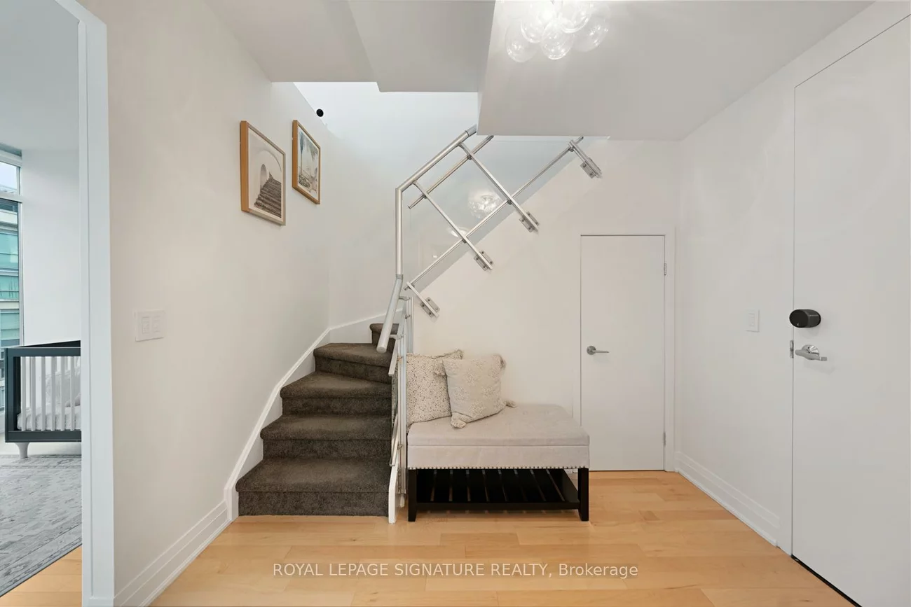 333, Adelaide, Moss Park, Toronto