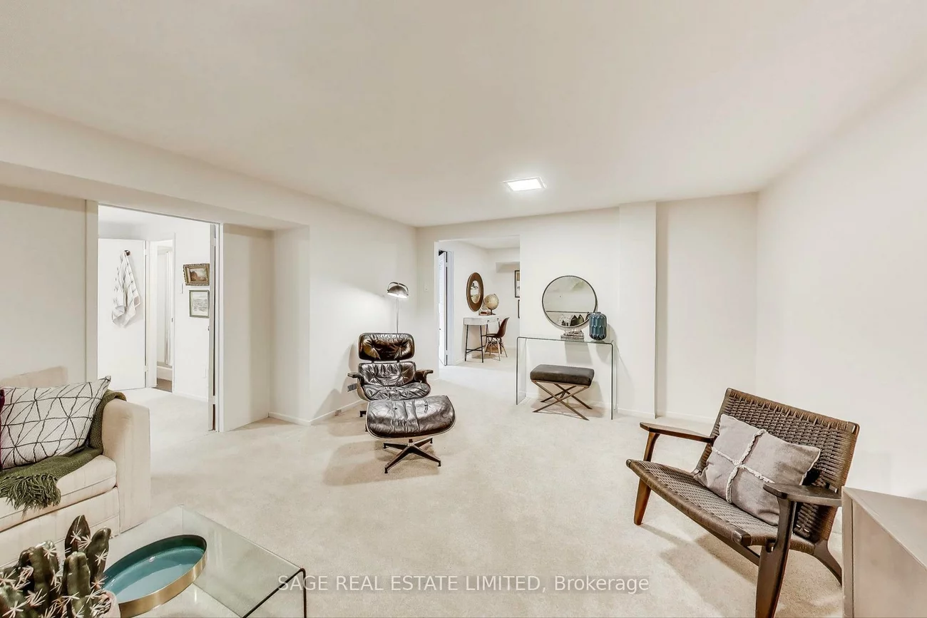 26, Crimson Millway, St. Andrew-Windfields, Toronto