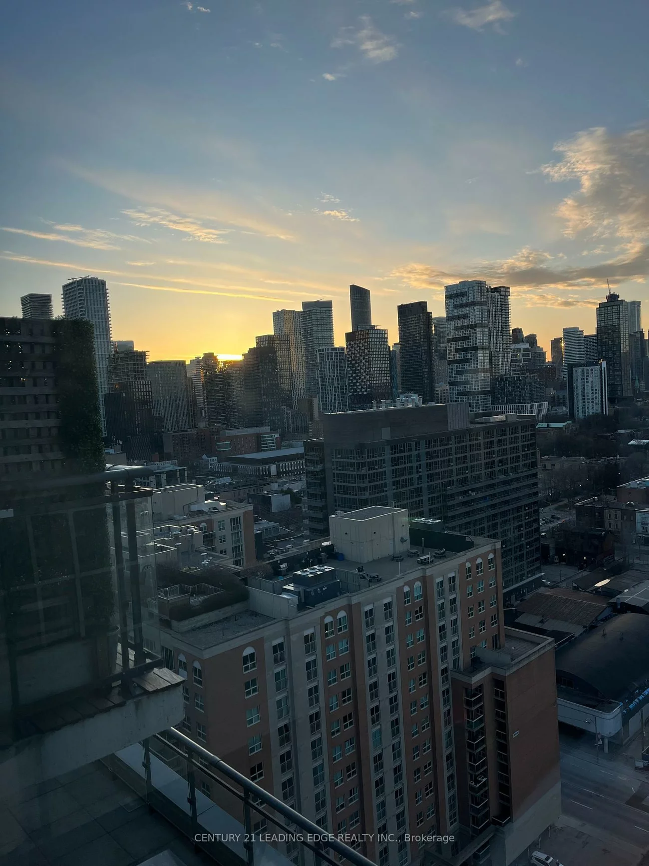 460, Adelaide, Moss Park, Toronto