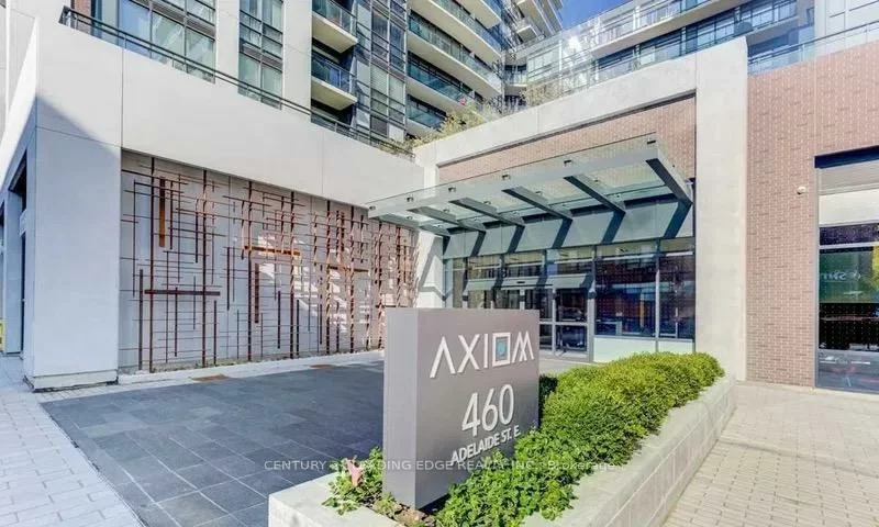 460, Adelaide, Moss Park, Toronto