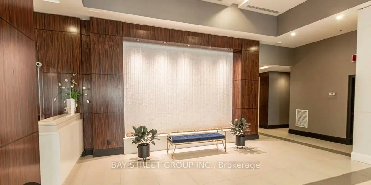 19, Grand Trunk, Waterfront Communities C1, Toronto