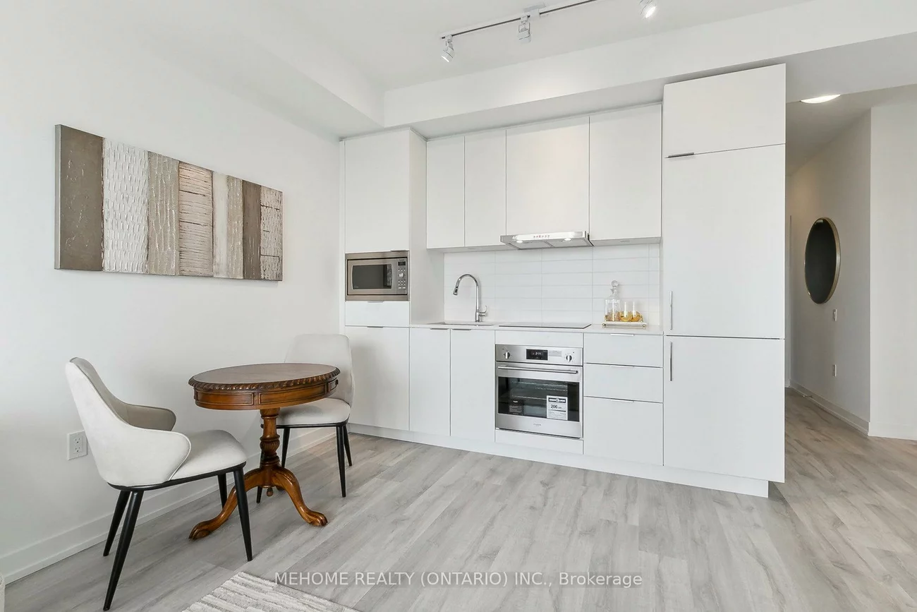 8, Olympic Gdn, Newtonbrook East, Toronto