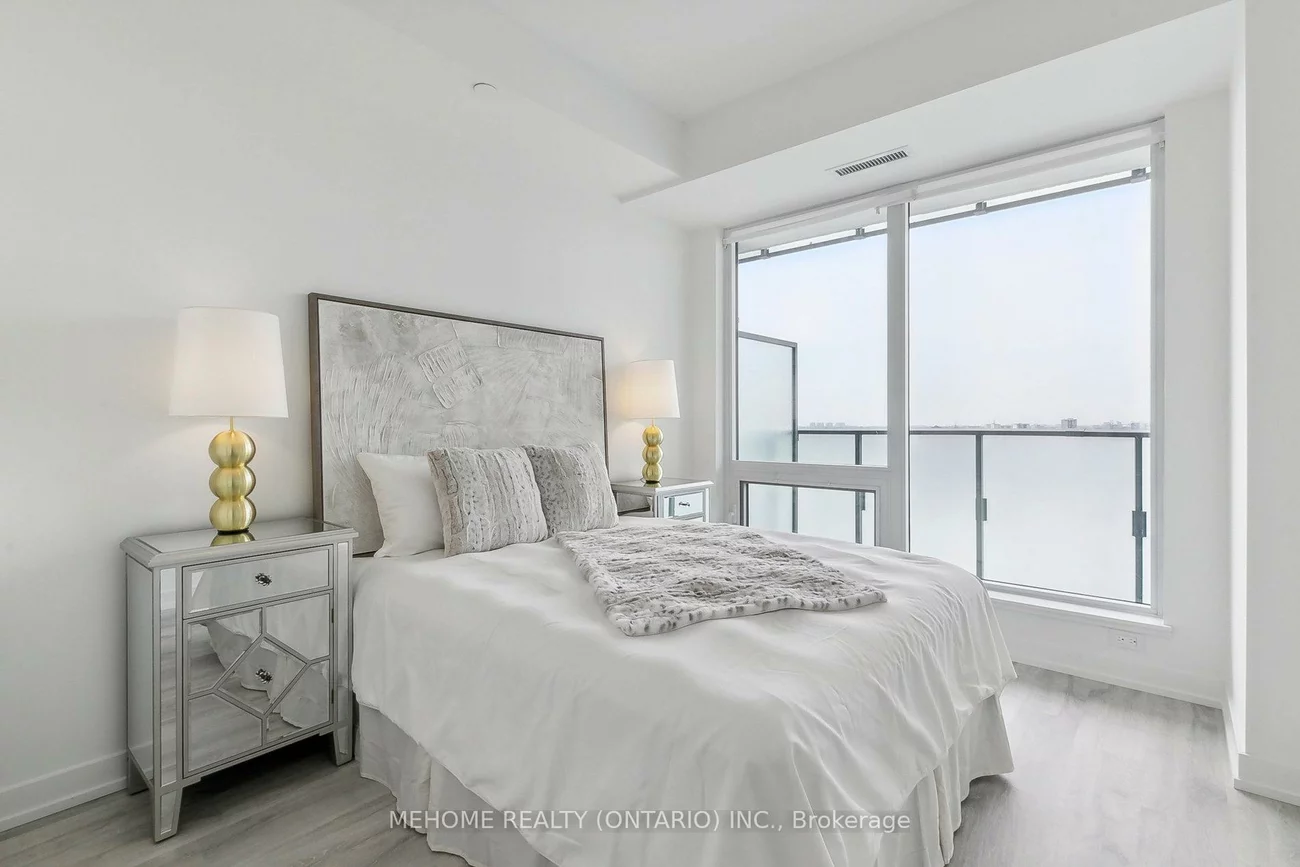 8, Olympic Gdn, Newtonbrook East, Toronto