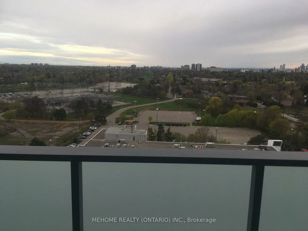 8, Olympic Gdn, Newtonbrook East, Toronto