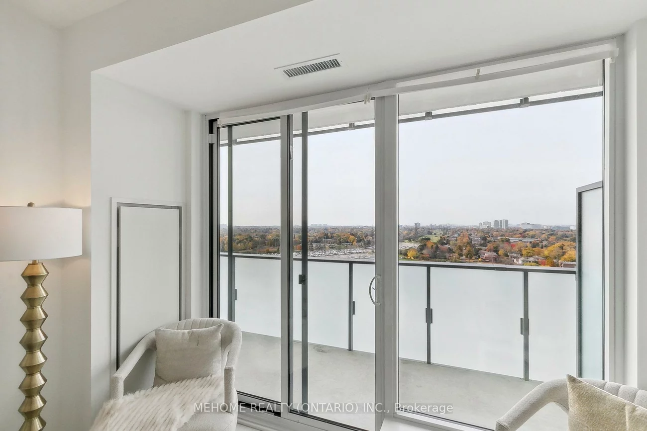 8, Olympic Gdn, Newtonbrook East, Toronto