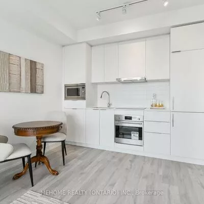 8, Olympic Gdn, Newtonbrook East, Toronto