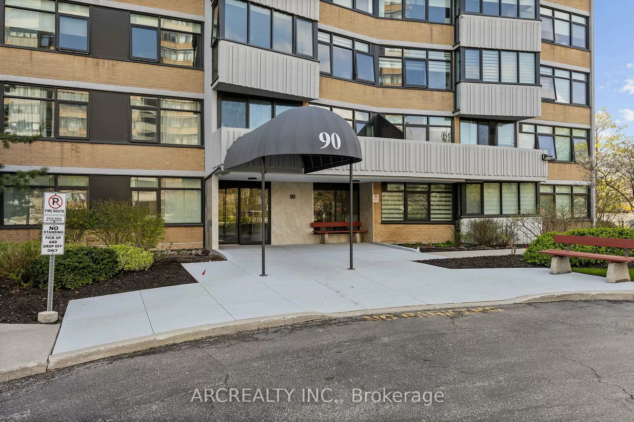90, Fisherville, Westminster-Branson, Toronto