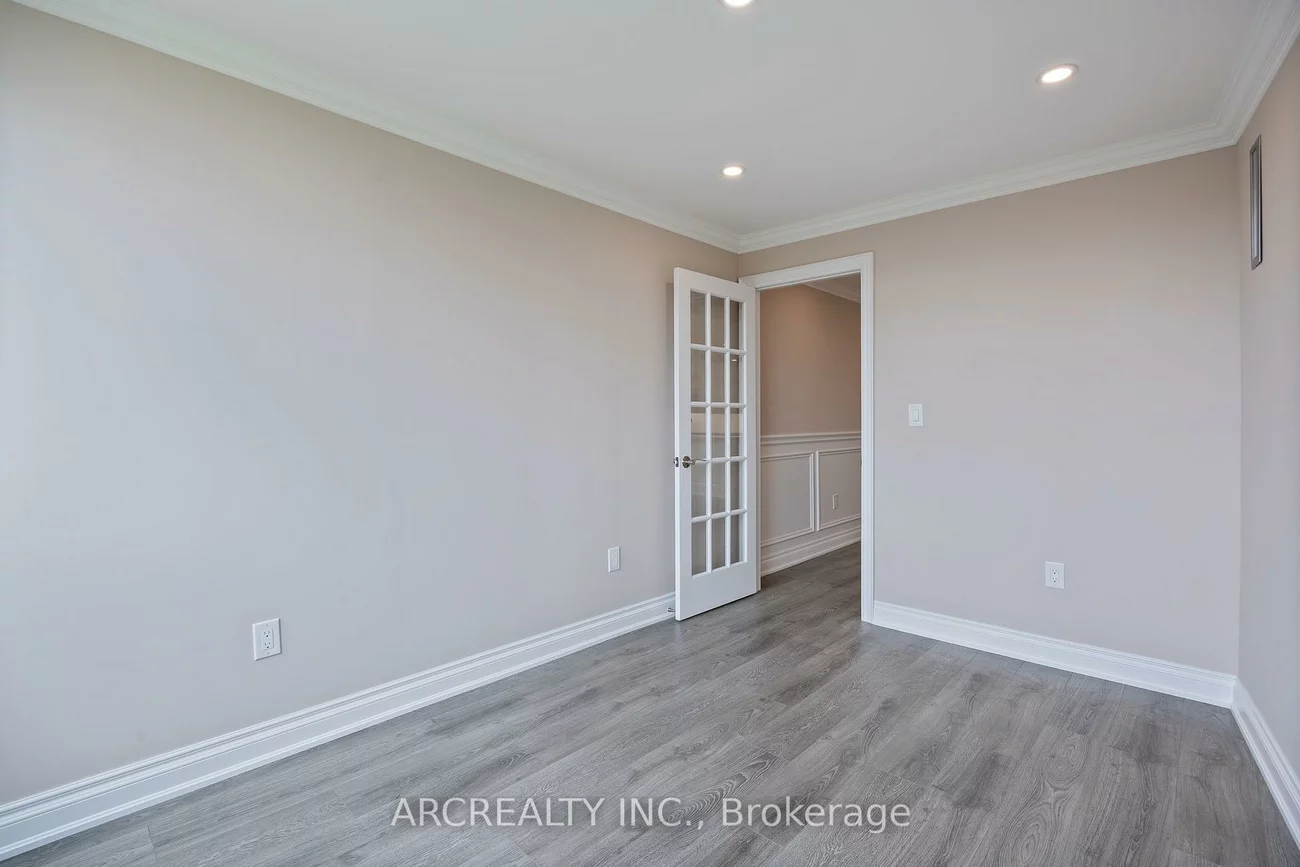 90, Fisherville, Westminster-Branson, Toronto