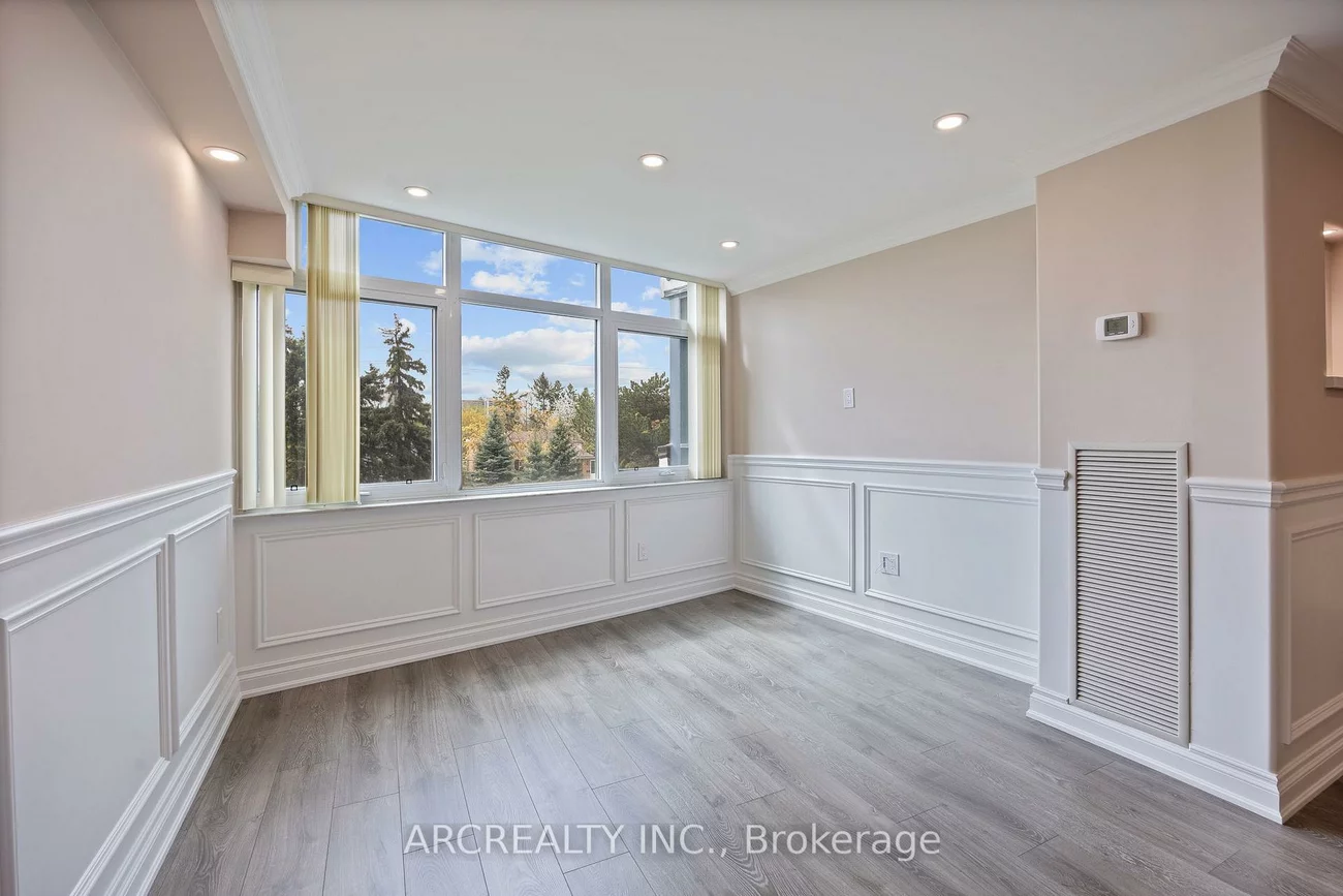 90, Fisherville, Westminster-Branson, Toronto