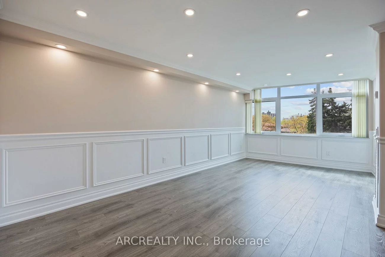 90, Fisherville, Westminster-Branson, Toronto