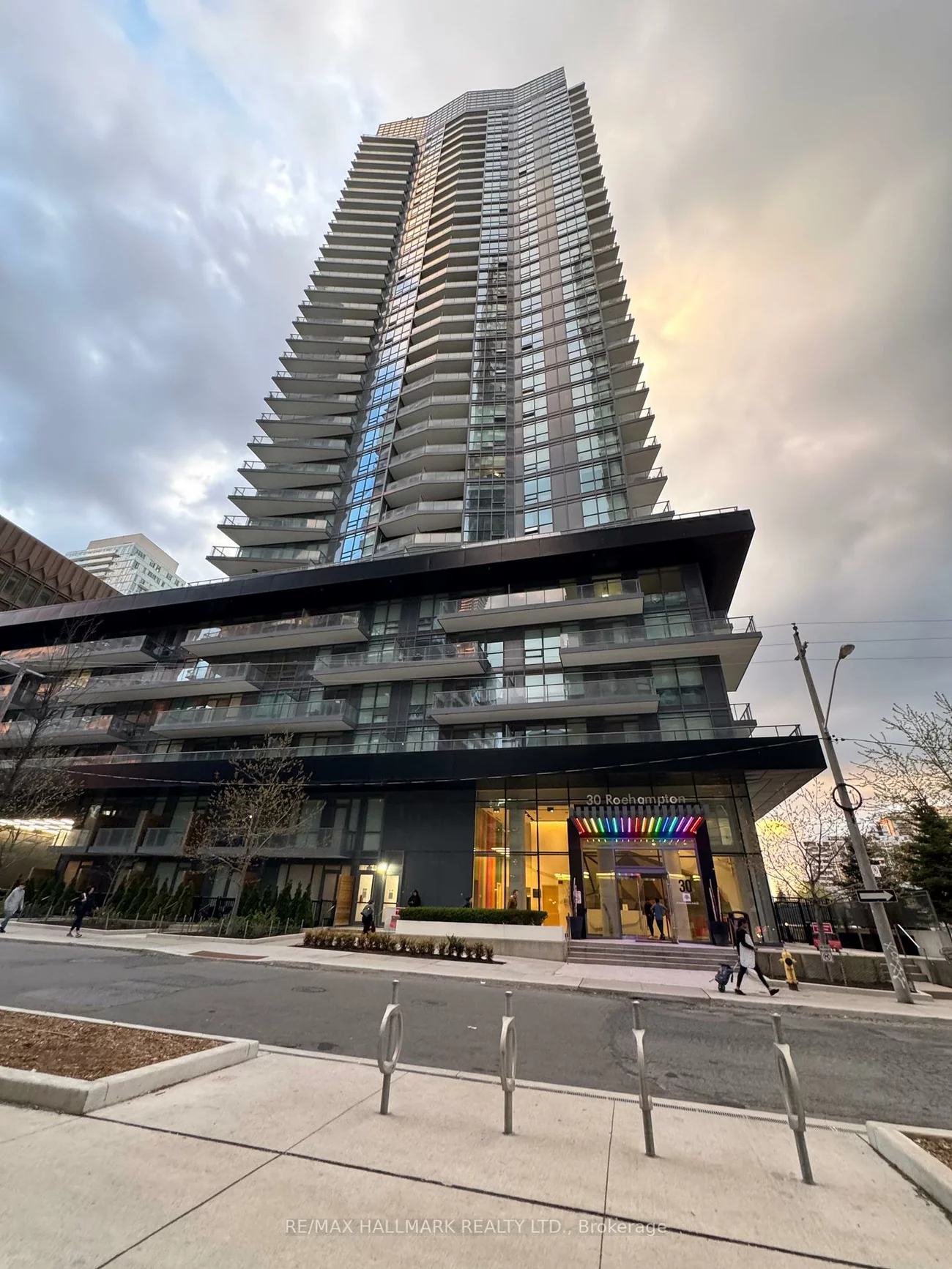 30, Roehampton, Mount Pleasant West, Toronto
