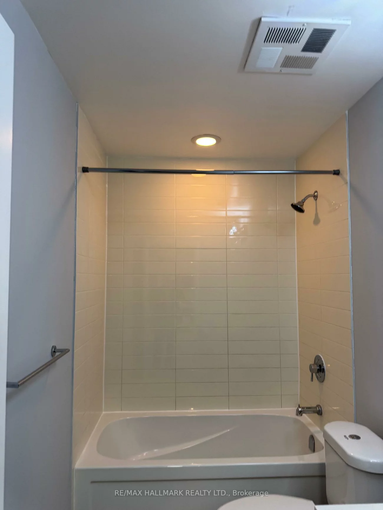 30, Roehampton, Mount Pleasant West, Toronto