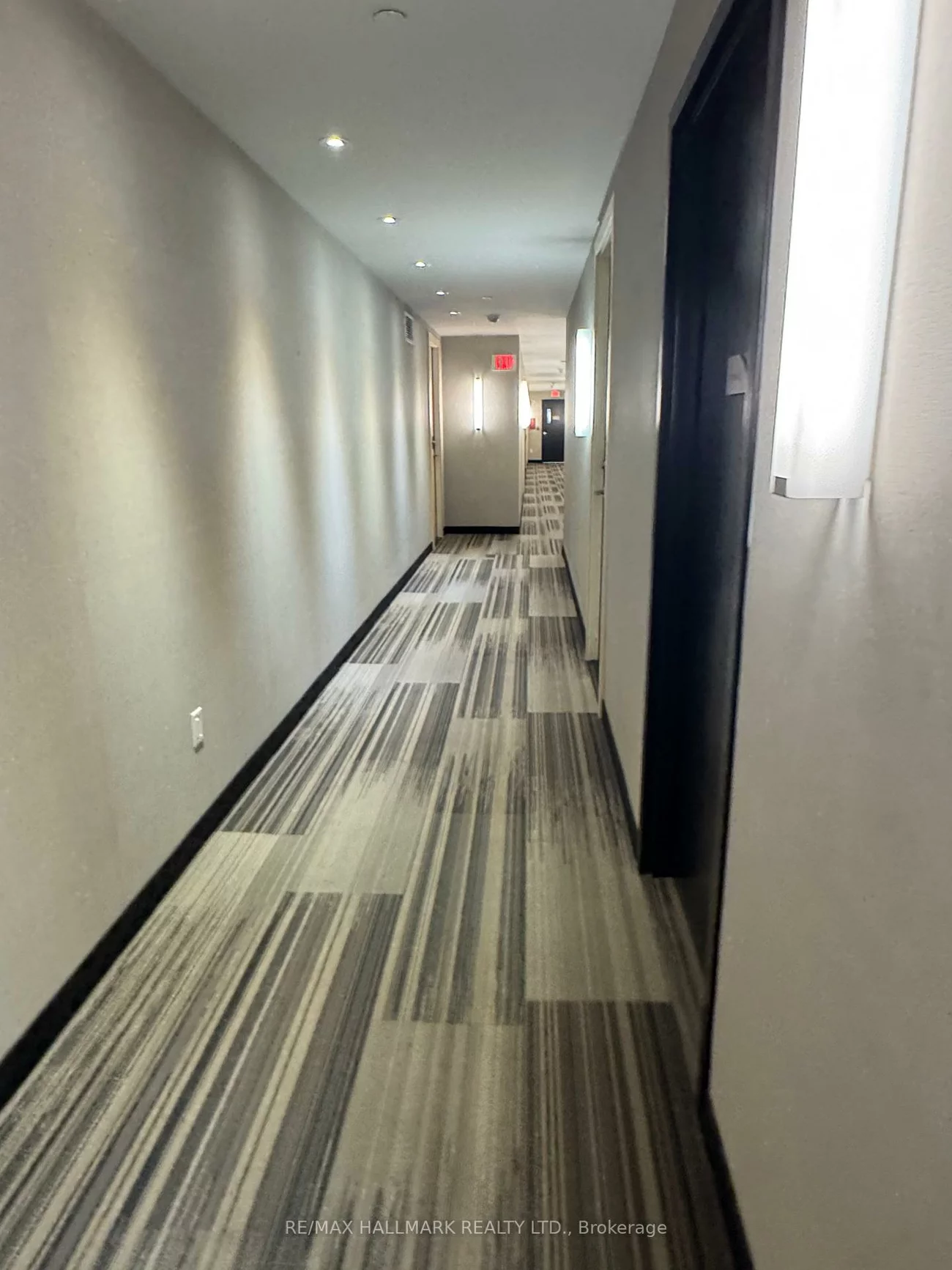 30, Roehampton, Mount Pleasant West, Toronto
