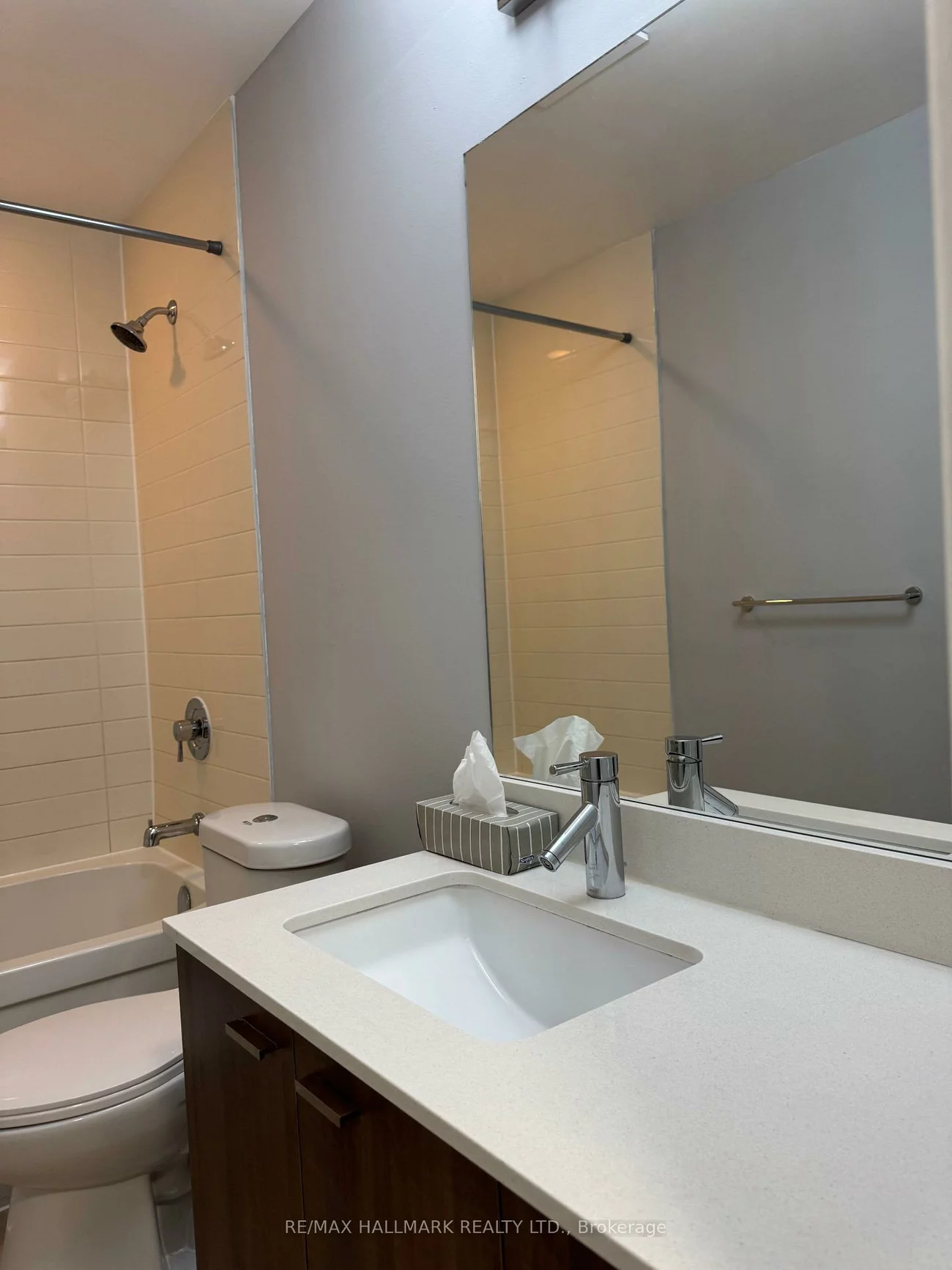 30, Roehampton, Mount Pleasant West, Toronto