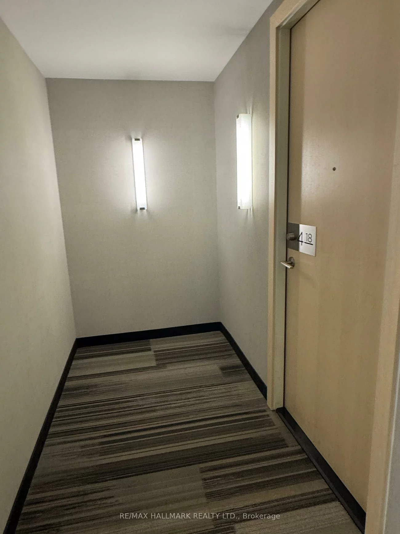 30, Roehampton, Mount Pleasant West, Toronto