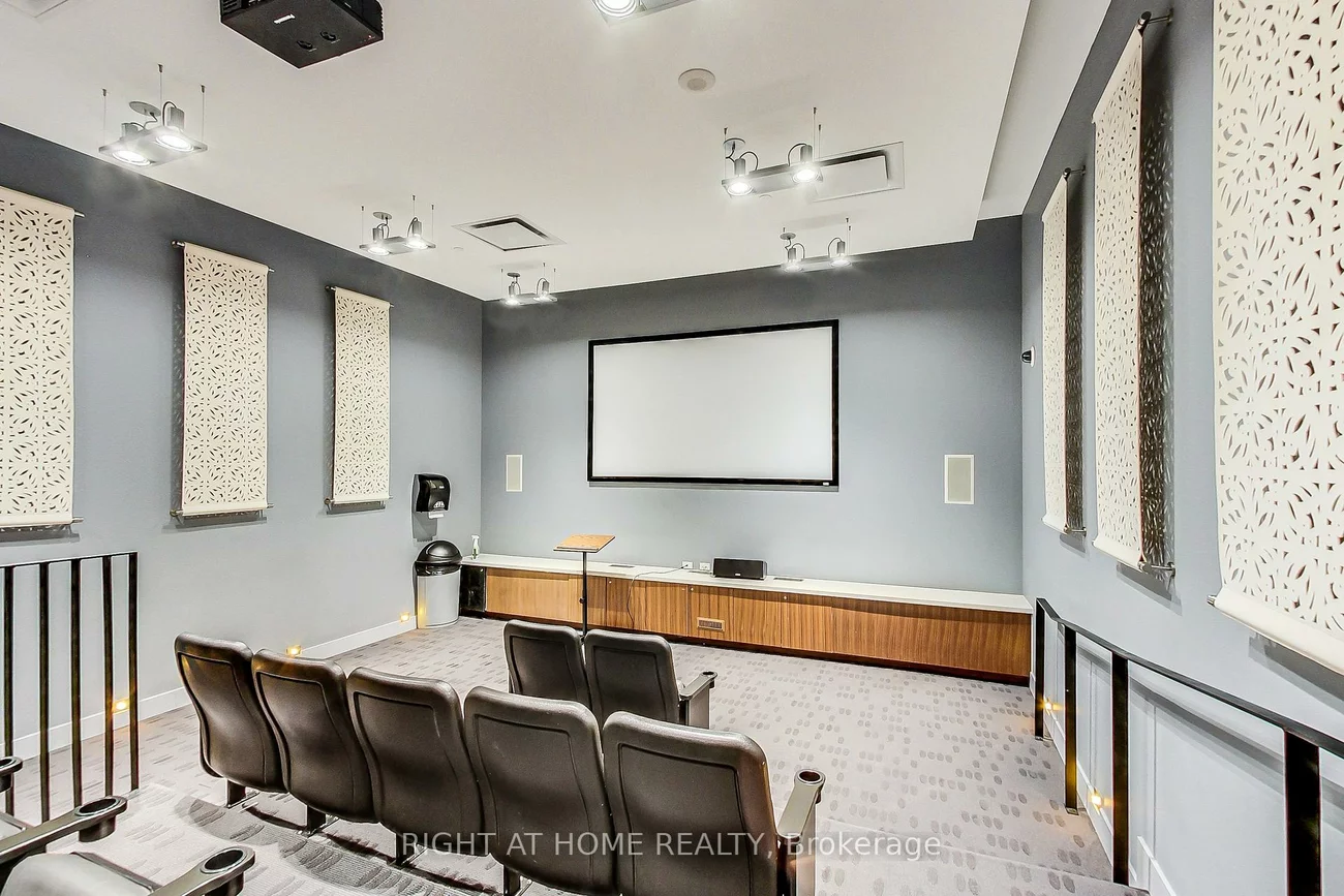 225, Sackville, Regent Park, Toronto
