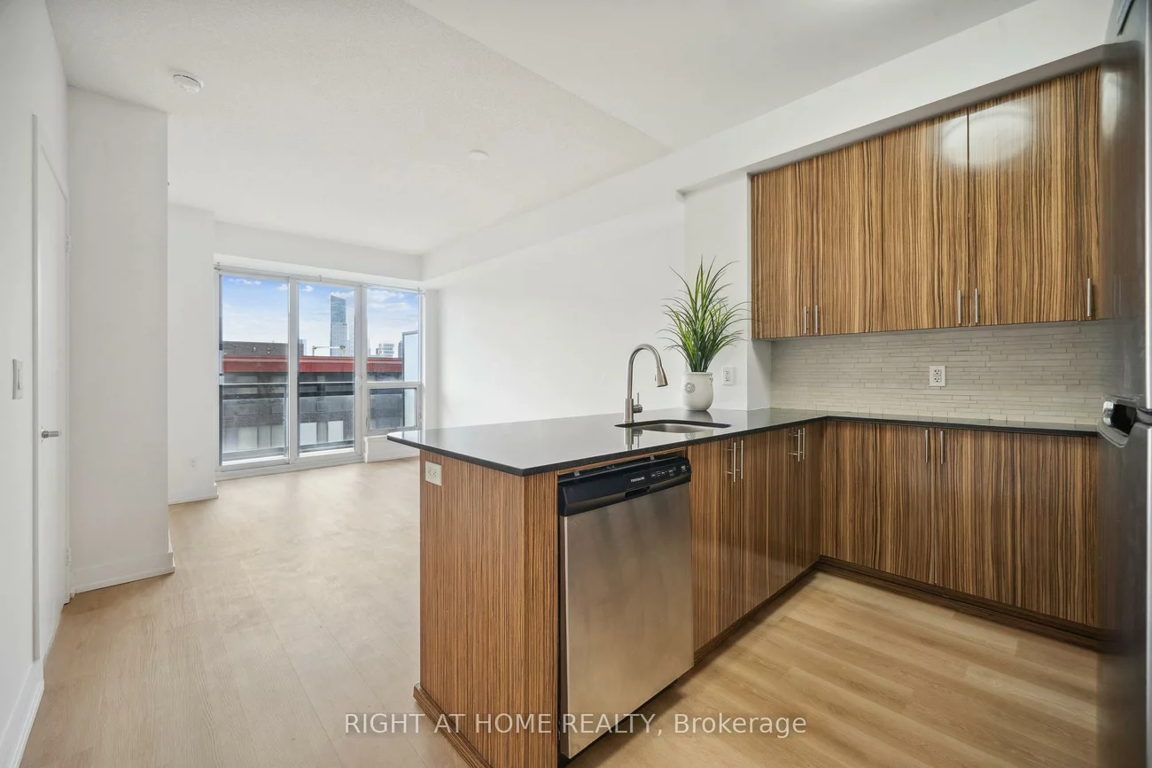 225, Sackville, Regent Park, Toronto