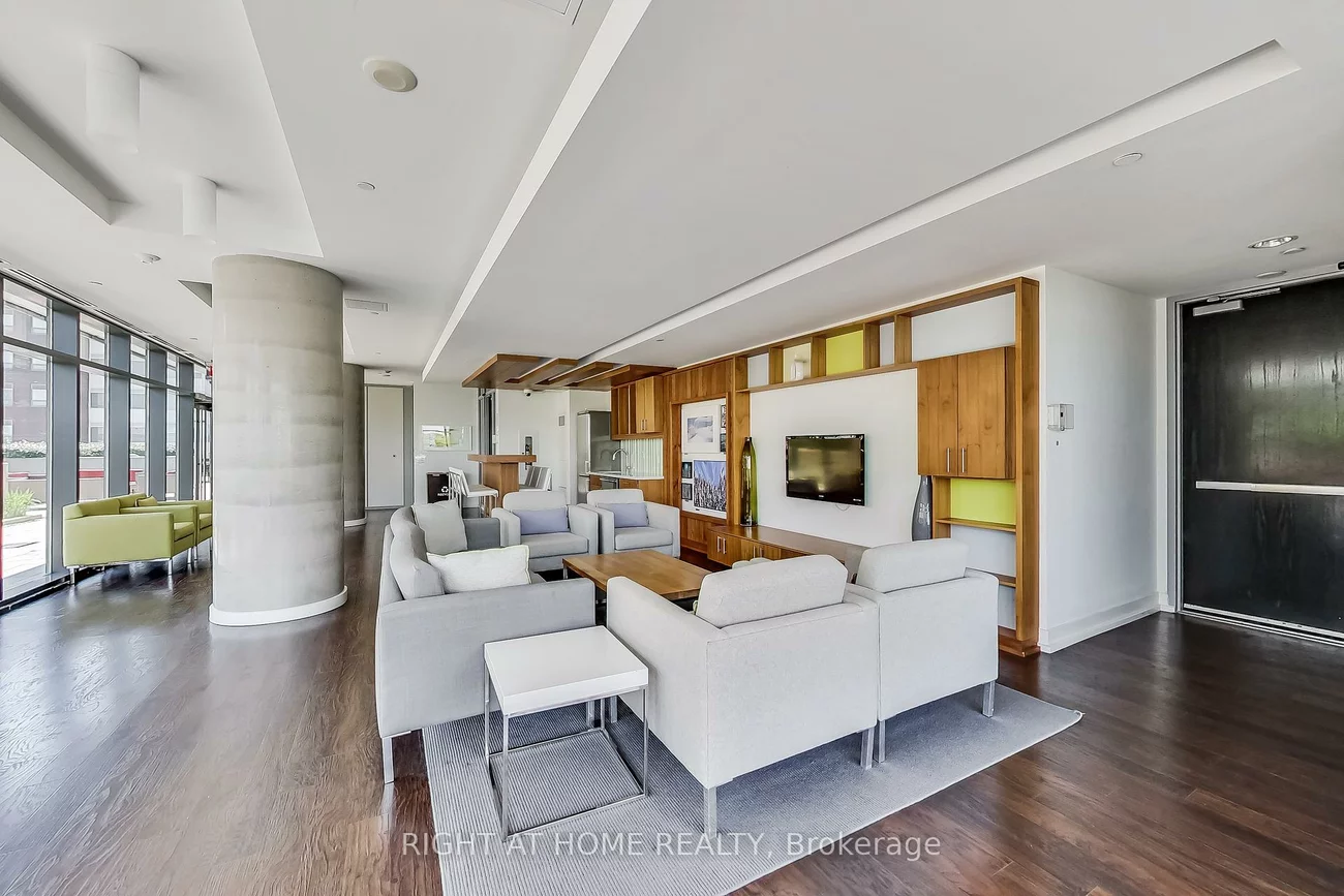 225, Sackville, Regent Park, Toronto
