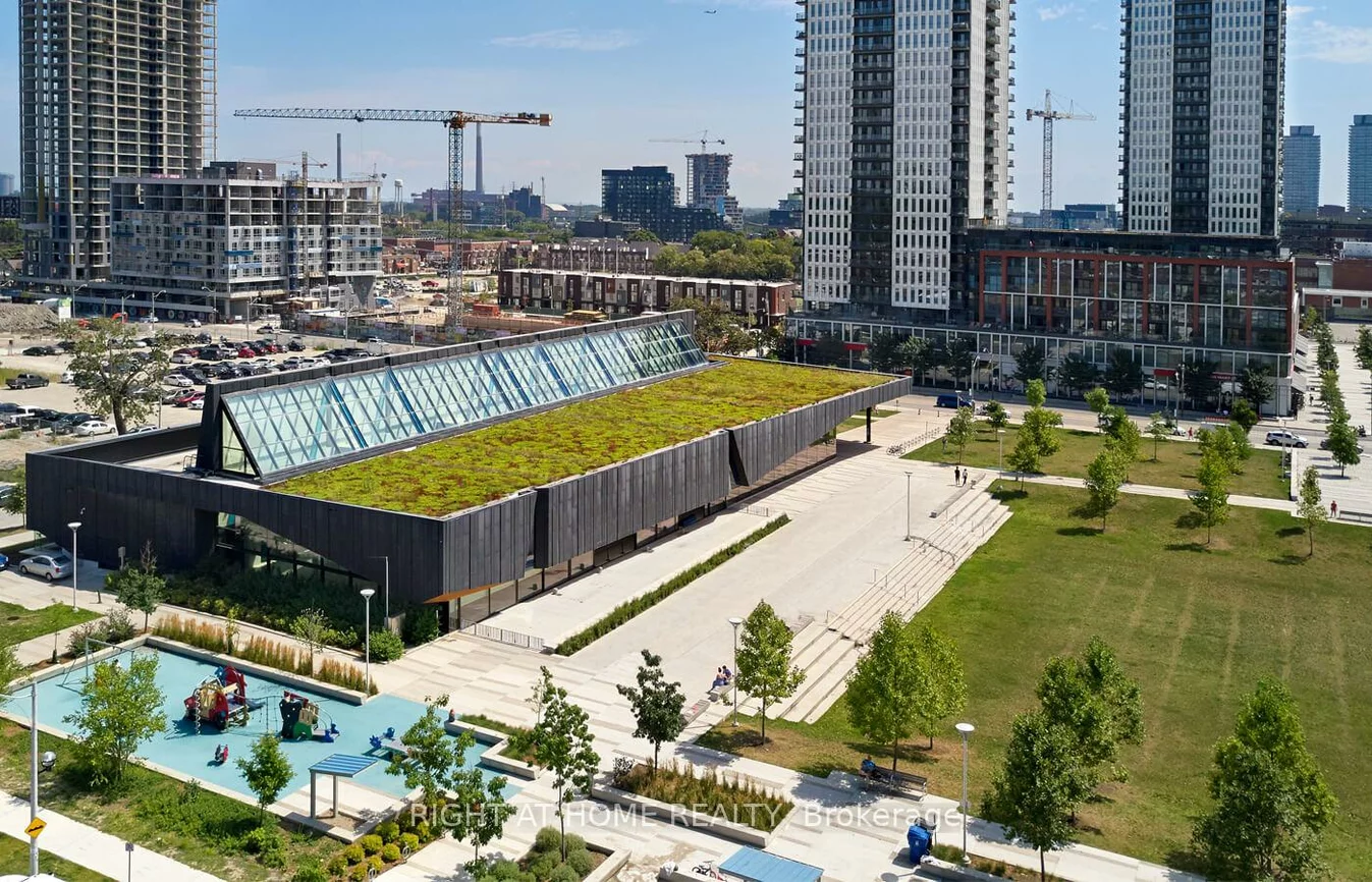 225, Sackville, Regent Park, Toronto