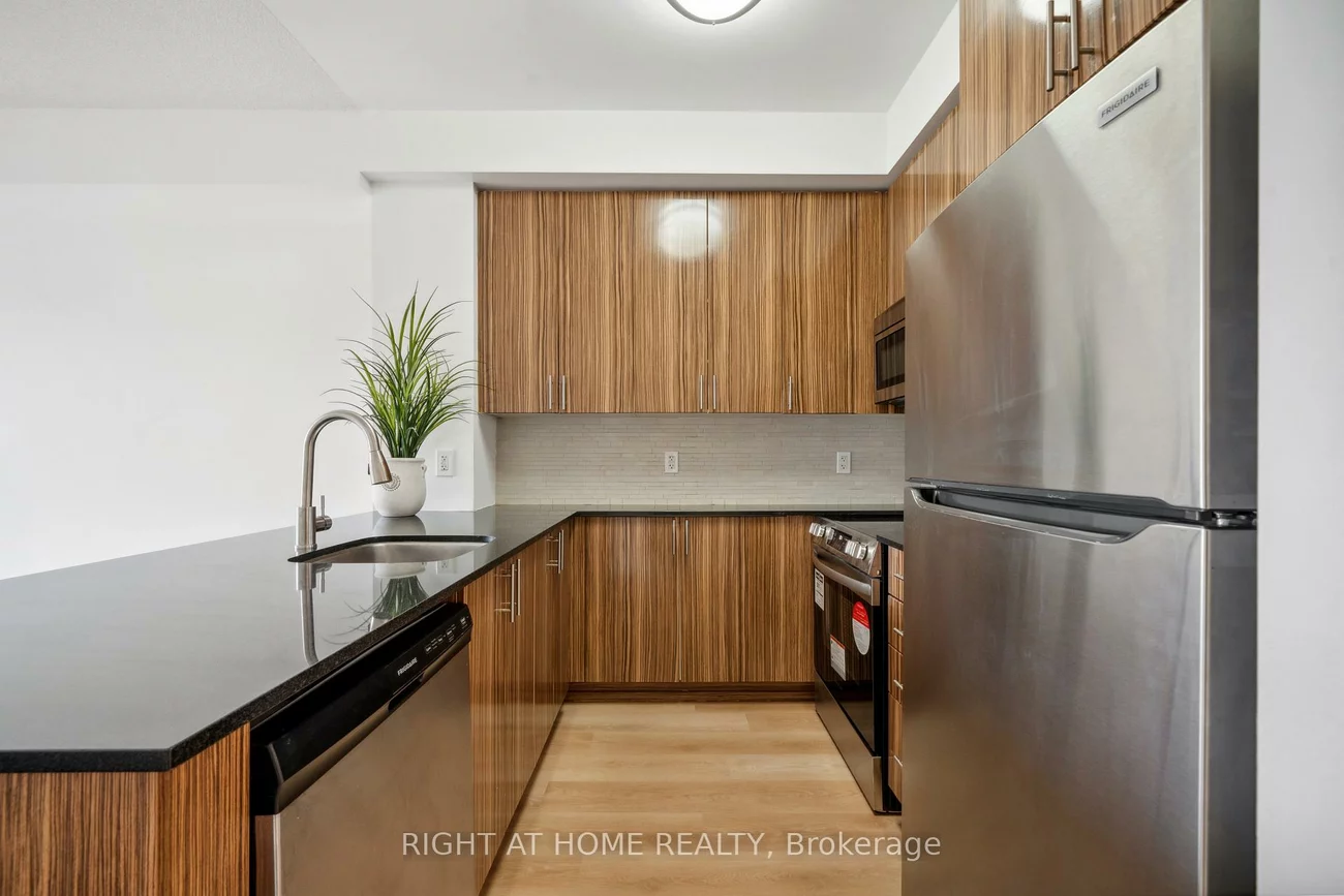 225, Sackville, Regent Park, Toronto