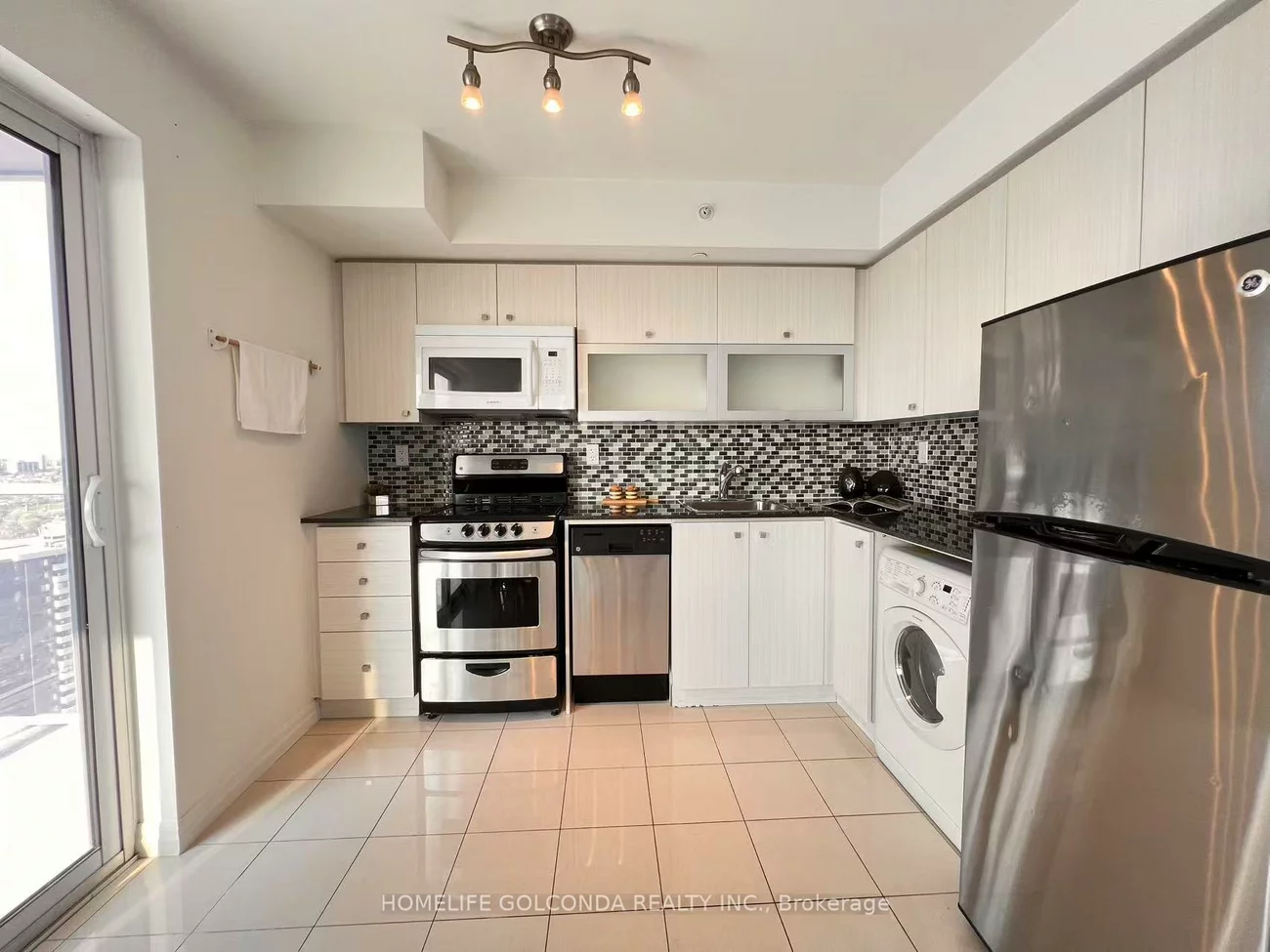 275, YORKLAND, Henry Farm, Toronto