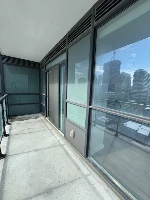 460, Adelaide, Moss Park, Toronto