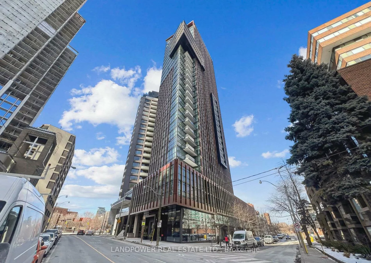 32, Davenport, Annex, Toronto