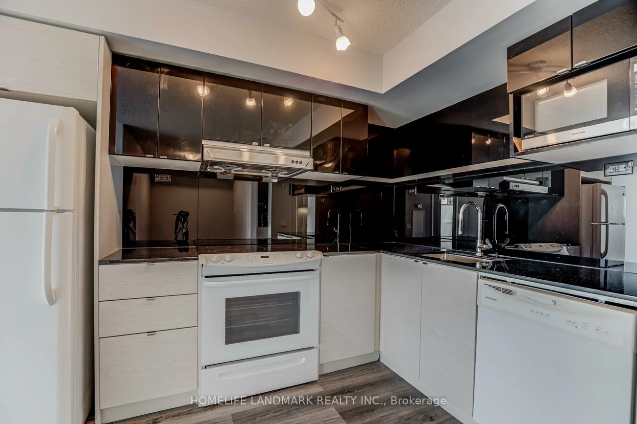 72, Esther Shiner, Bayview Village, Toronto