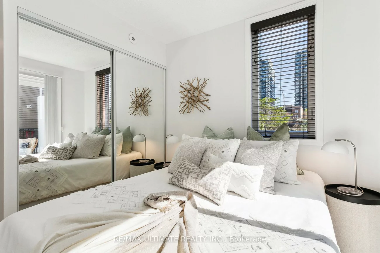 12, Douro, Niagara, Toronto
