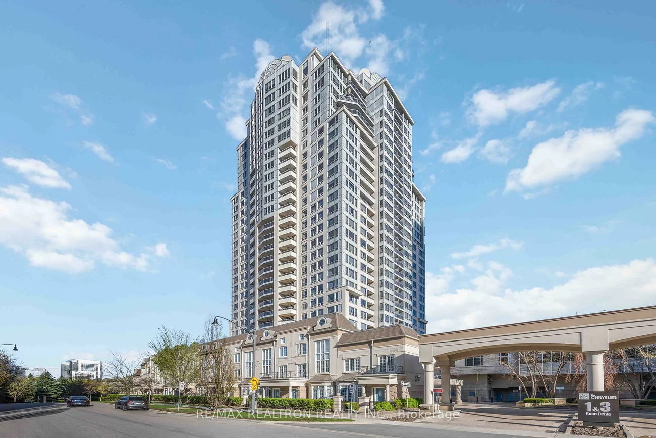 3, Rean, Bayview Village, Toronto