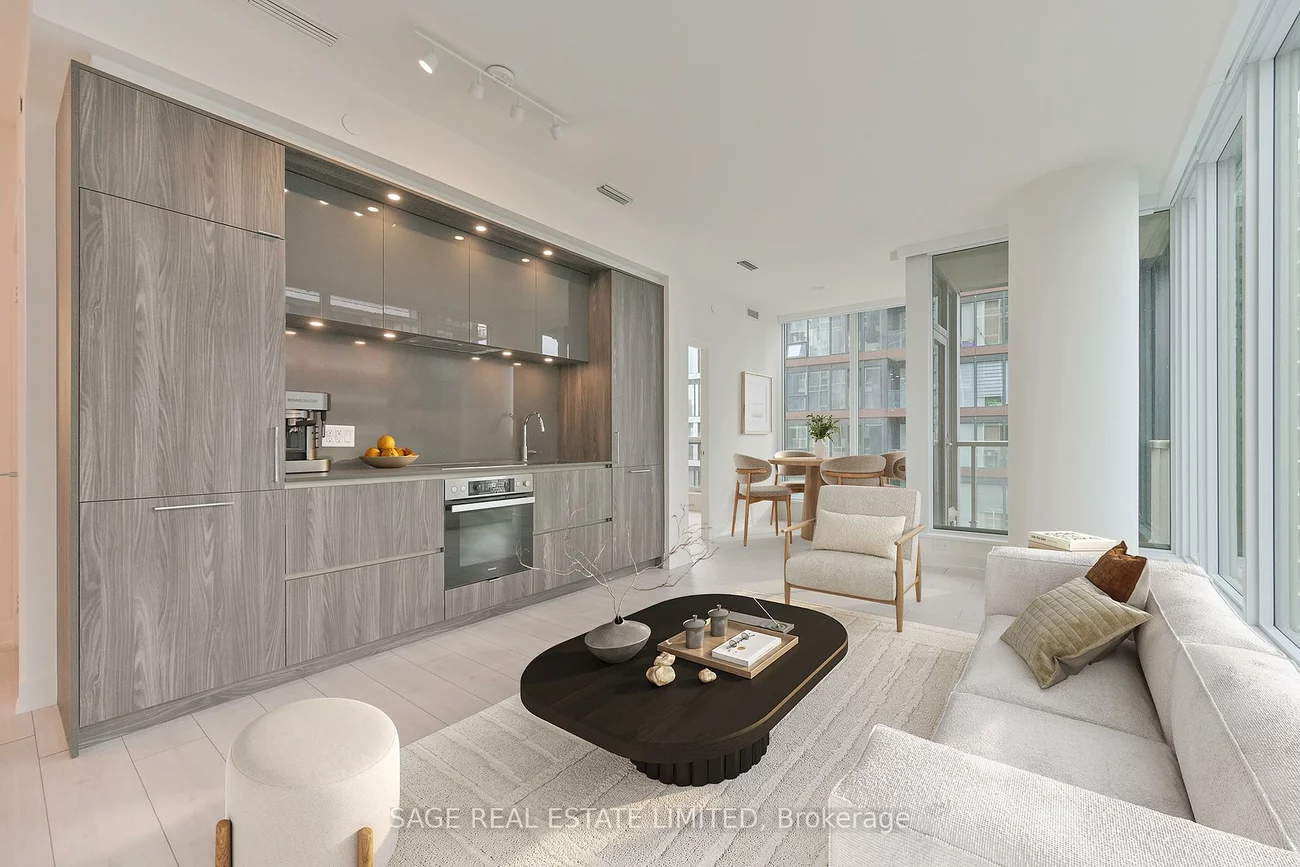 35, Mercer, Waterfront Communities C1, Toronto