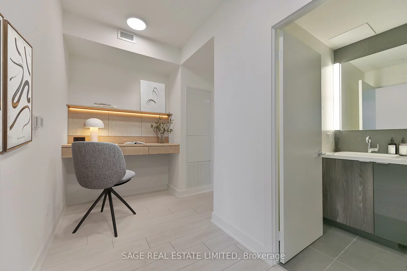 35, Mercer, Waterfront Communities C1, Toronto