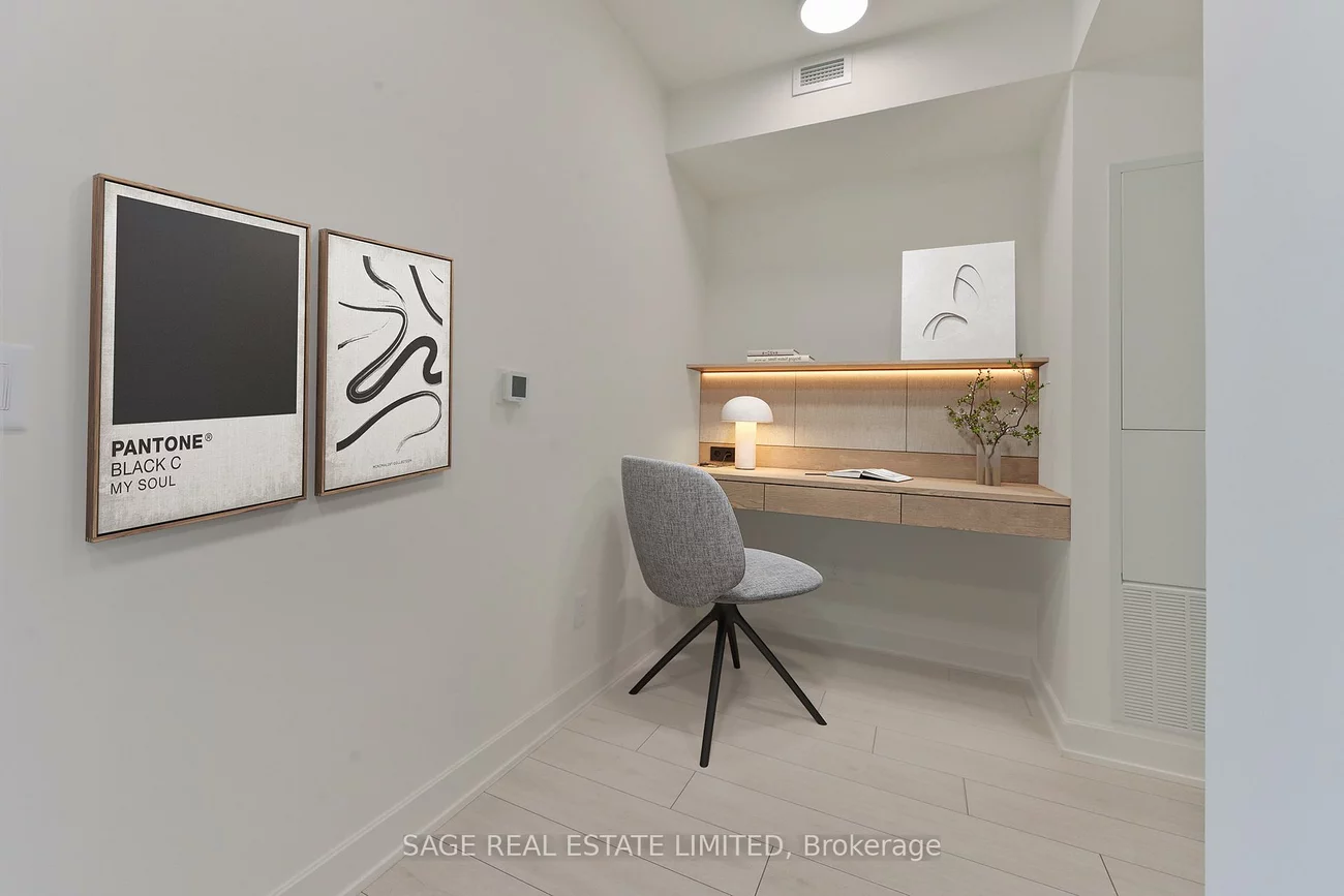 35, Mercer, Waterfront Communities C1, Toronto