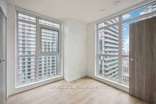 38, Widmer, Waterfront Communities C1, Toronto