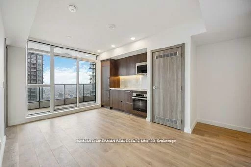 38, Widmer, Waterfront Communities C1, Toronto
