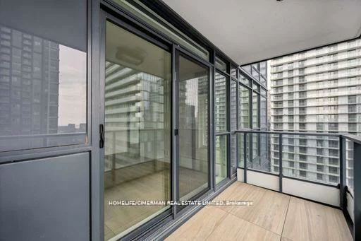 38, Widmer, Waterfront Communities C1, Toronto