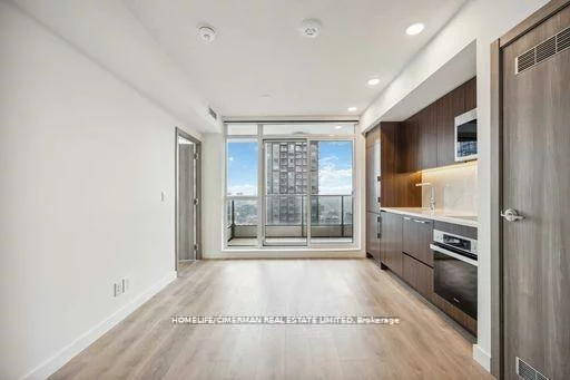 38, Widmer, Waterfront Communities C1, Toronto