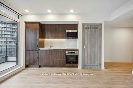 38, Widmer, Waterfront Communities C1, Toronto