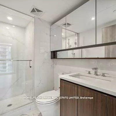38, Widmer, Waterfront Communities C1, Toronto