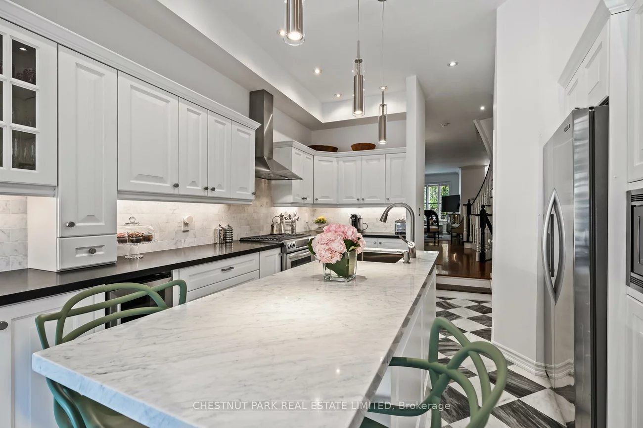 94, Pleasant, Yonge-St. Clair, Toronto