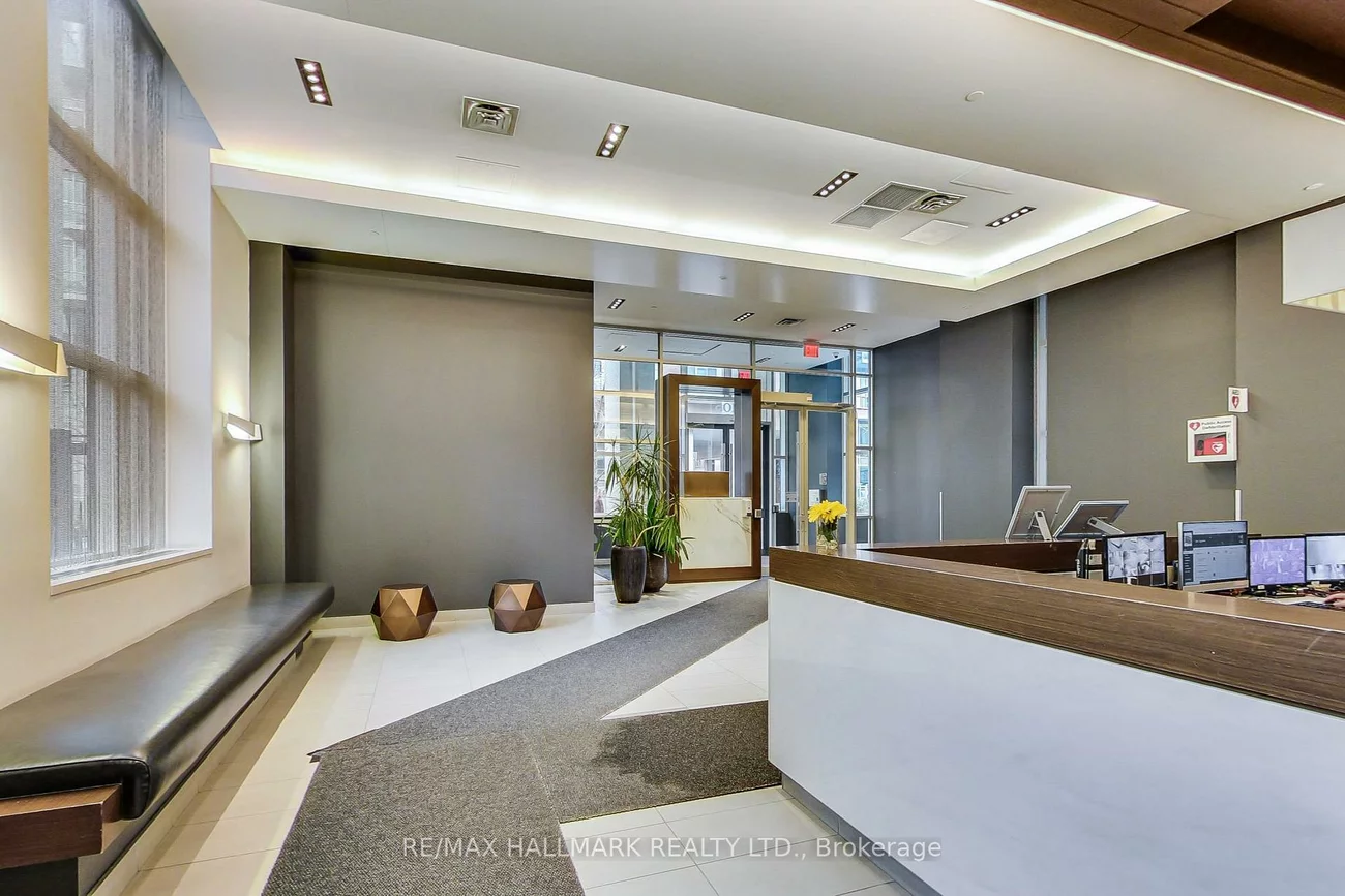 105, George, Moss Park, Toronto