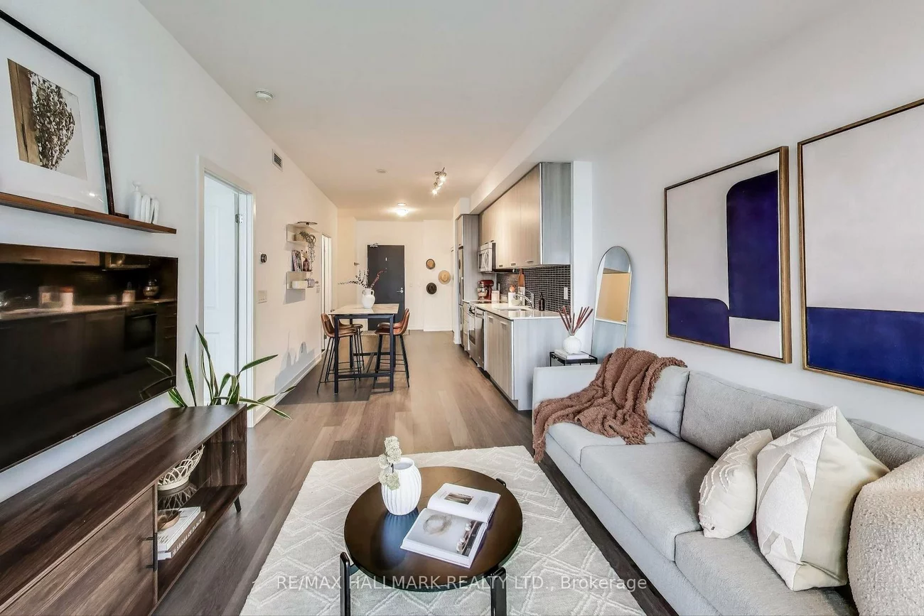 105, George, Moss Park, Toronto